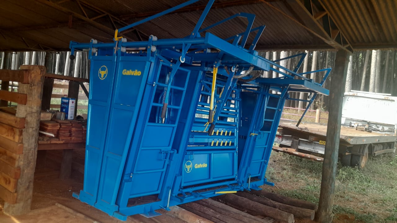Brete Premium 2 Cabines Galvão